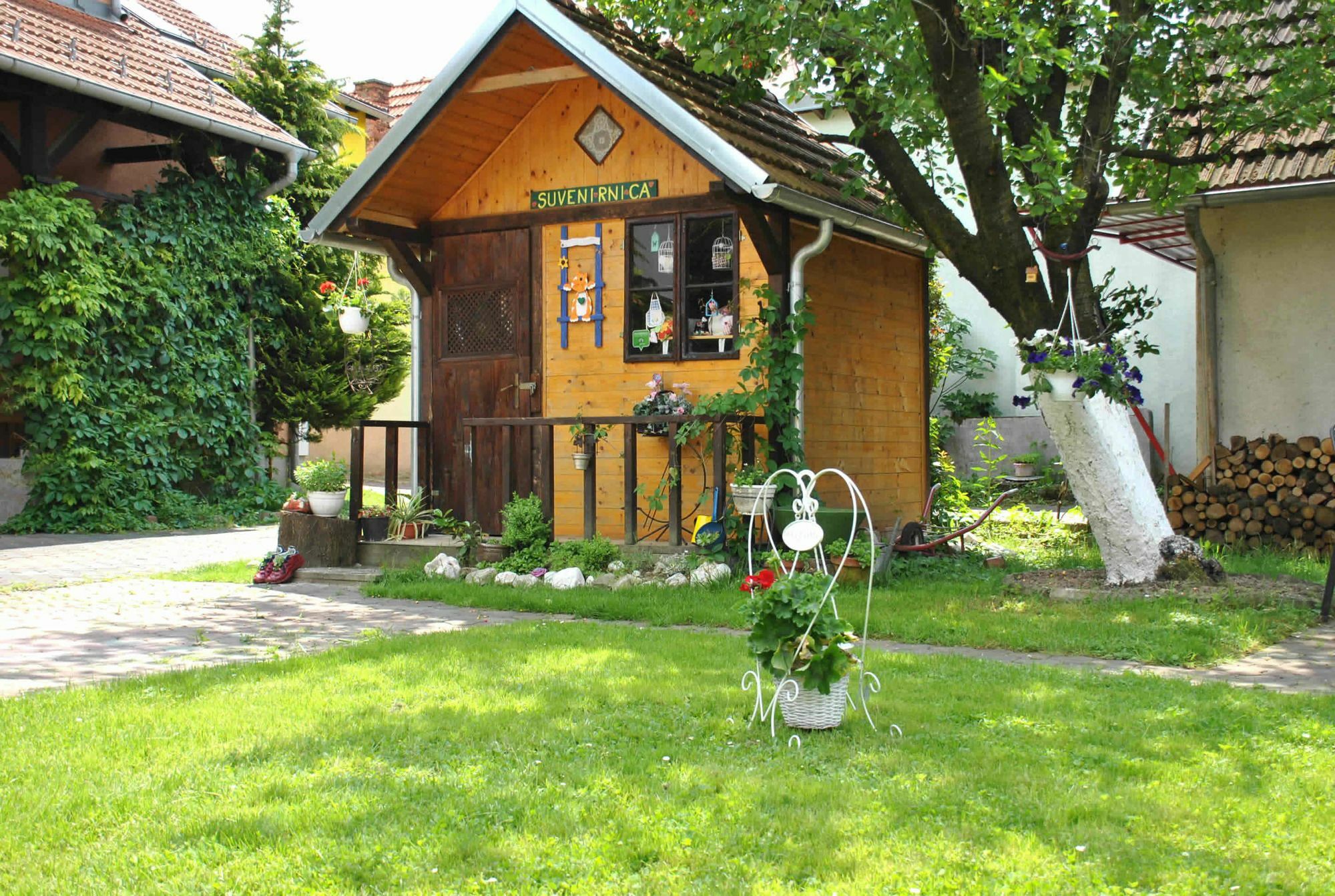 Apartments Suncani Загреб Экстерьер фото